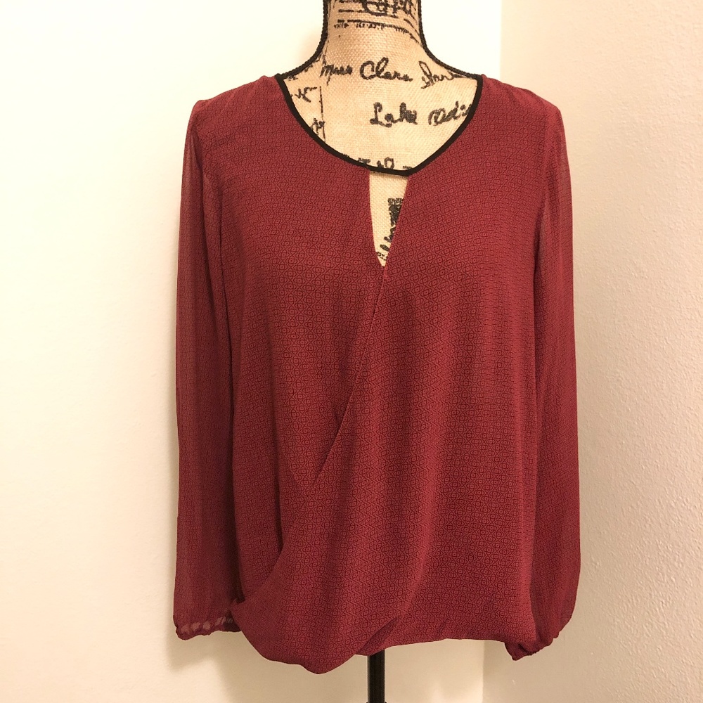 ♥️ MAX STUDIO Sheer Blouse Size L